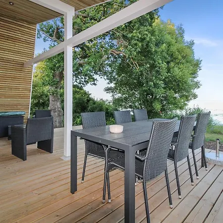 Vakantiehuis Two-bedroom Holiday In