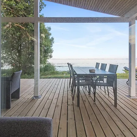Two-bedroom Holiday In *